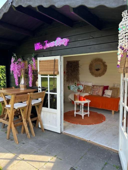 Villa June Rosy Wijchen Esterno foto